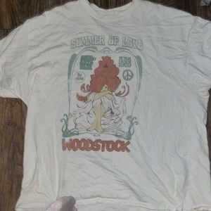 urban outfitters cute oversized tee, cute design 100% cotton shirt light cream